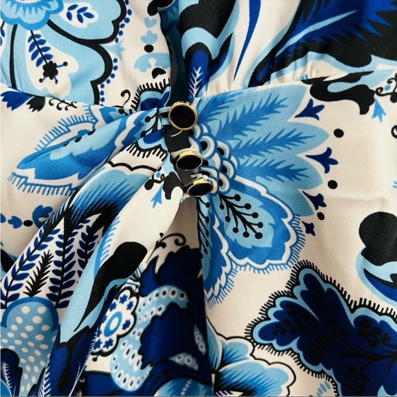 Zara Satin Effect Print Wrap Dress - Picture 16 of 16